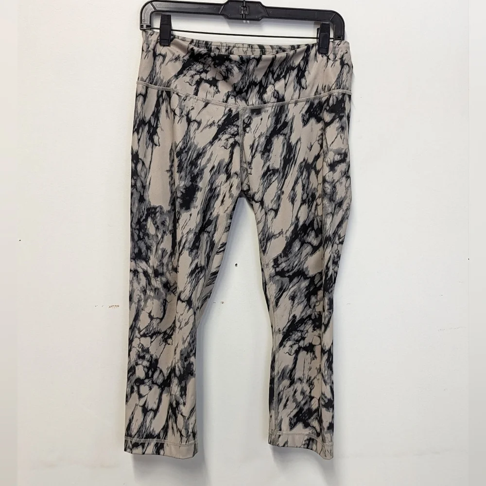 Lululemon Wonder Under Crop Full On Luxtreme Granite Print Black Tan 8 Leggings